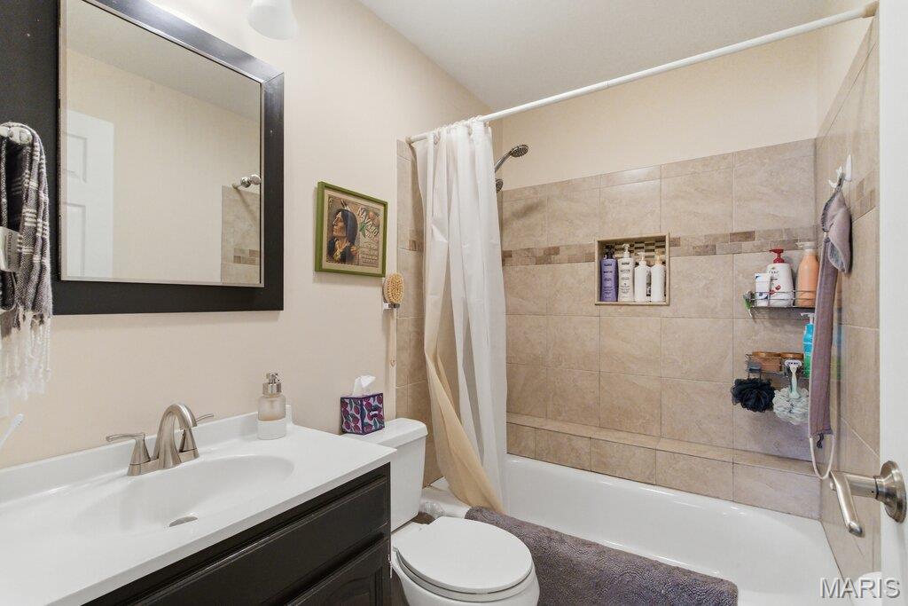 426 Brooktree Drive Ballwin, MO 63011 - Photo 36 of 59