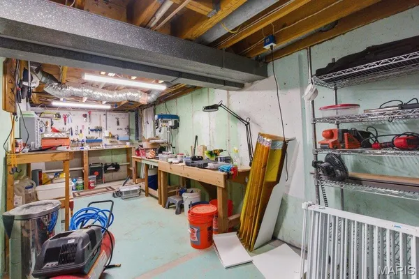 $484,900 | 426 Brooktree Drive, Ballwin, MO 63011