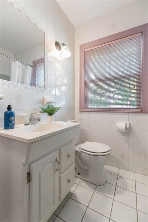 243 Nahant Road Nahant, MA 01908 - Photo 15 of 30 Gallery Image 15