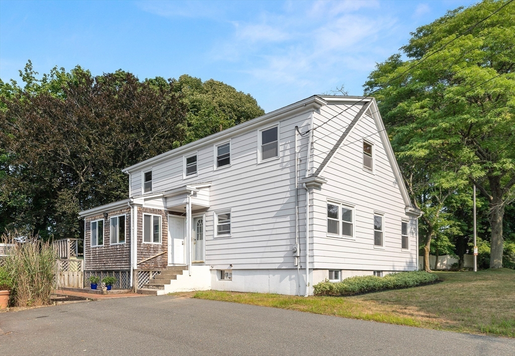 243 Nahant Road Nahant, MA 01908 - Photo 3 of 30 Gallery Image 3