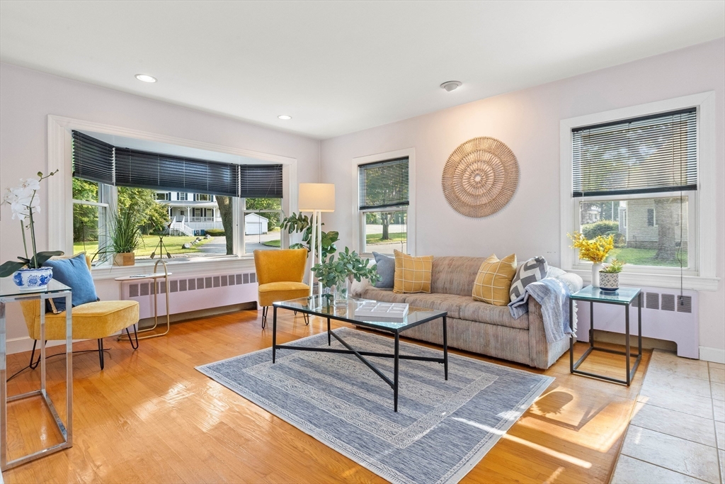 243 Nahant Road Nahant, MA 01908 - Photo 7 of 30 Gallery Image 7