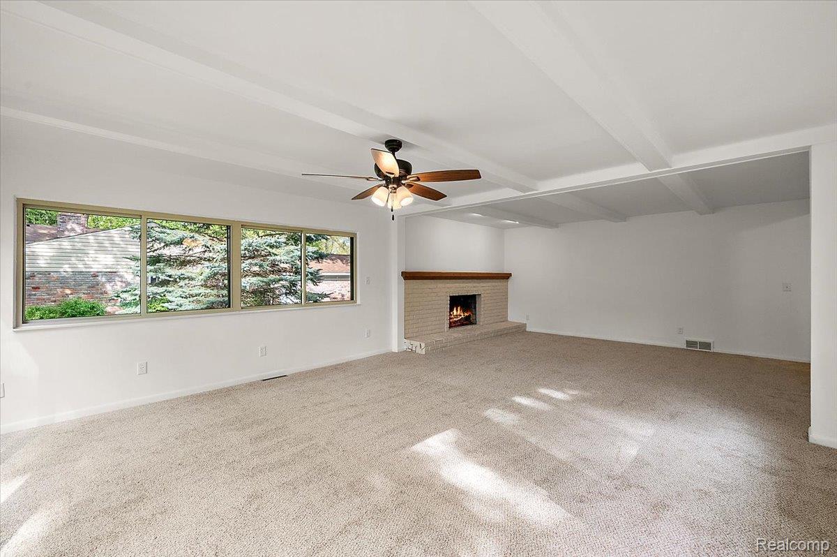 536 Rolling Rock Road Bloomfield Hills, MI 48304 - Photo 23 of 48 31-536 Rolling Rock Dr-54.jpg