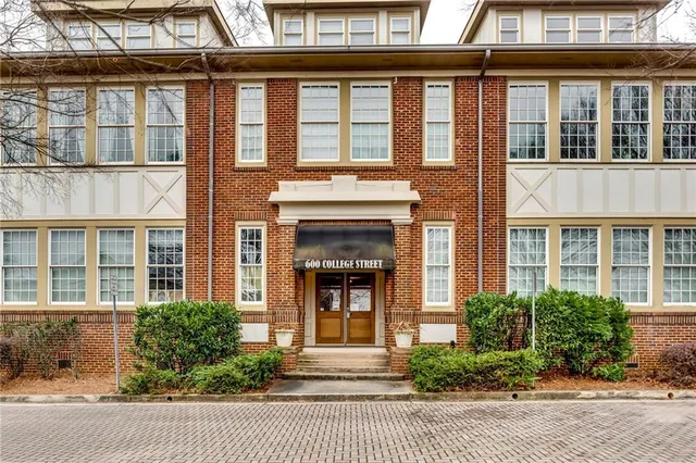 $194,999 | 600 College Street, Unit 101, Atlanta, GA 30354