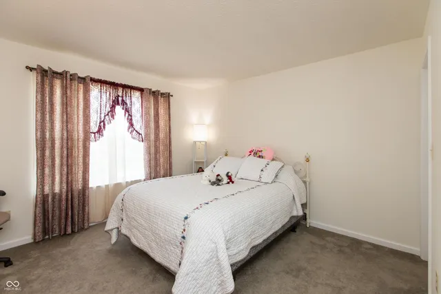 $309,500 | 2458 Bristol Drive, Franklin, IN 46131