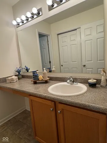 $309,500 | 2458 Bristol Drive, Franklin, IN 46131