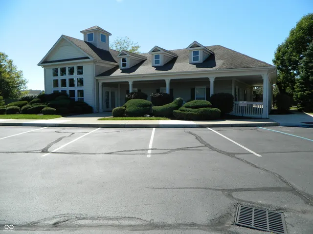 $309,500 | 2458 Bristol Drive, Franklin, IN 46131