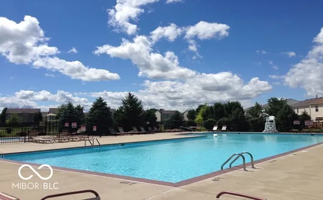 $309,500 | 2458 Bristol Drive, Franklin, IN 46131