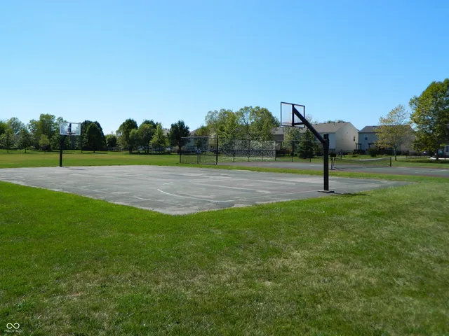 $309,500 | 2458 Bristol Drive, Franklin, IN 46131