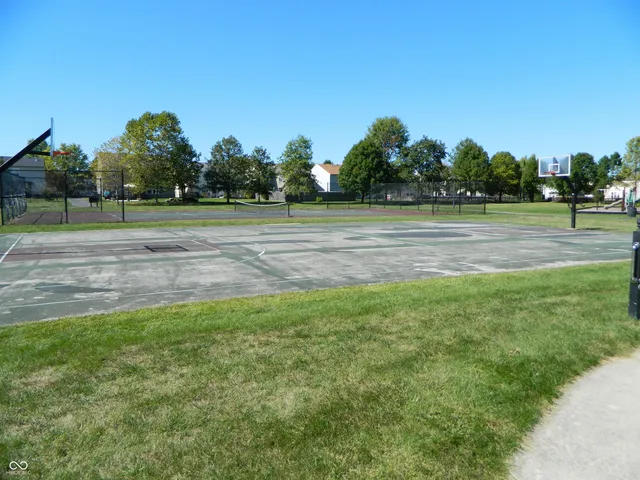 $309,500 | 2458 Bristol Drive, Franklin, IN 46131