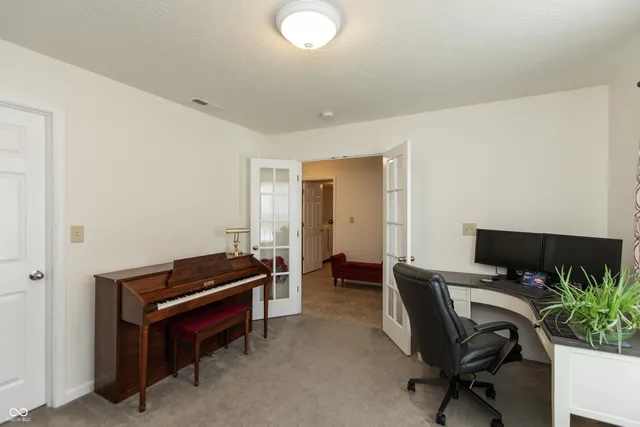 $309,500 | 2458 Bristol Drive, Franklin, IN 46131