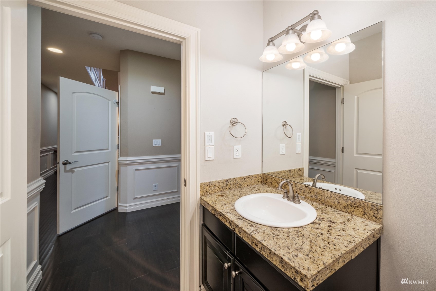 26703 Lake Fenwick Road South Kent, WA 98032 - Photo 14 of 40 Gallery Image 14