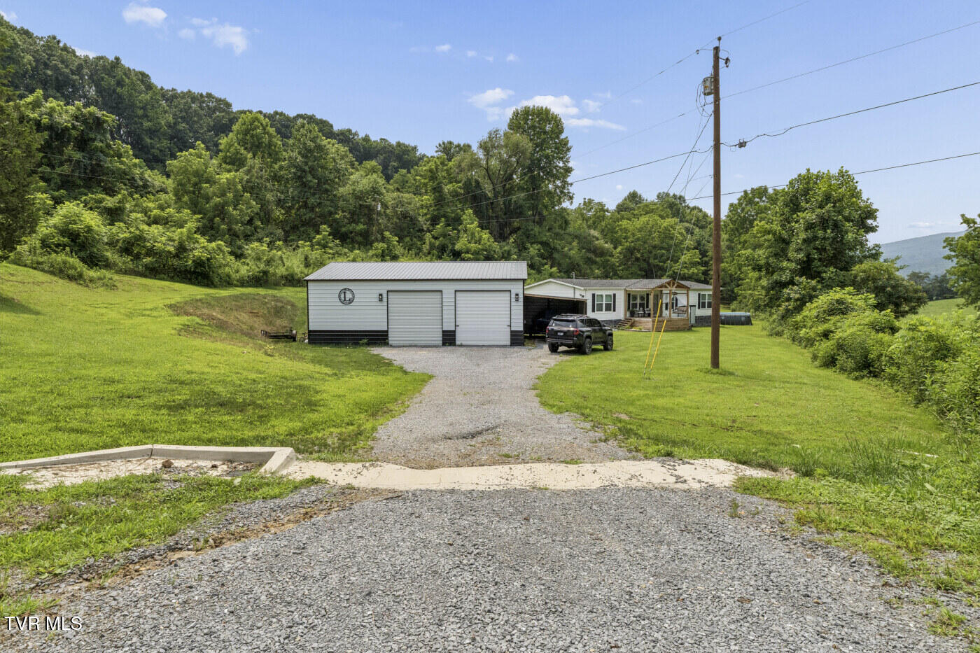 140 Jim Cable Road Elizabethton, TN 37643 - Photo 13 of 57 140 Jim Cable (47)