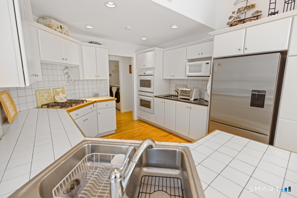 1340 Old Clinton Road, Unit 12 Westbrook, CT 06498 - Photo 14 of 40