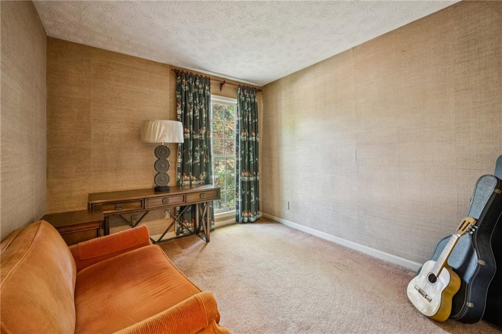 5895 Greenbrier Road Northeast Atlanta, GA 30328 - Photo 25 of 37