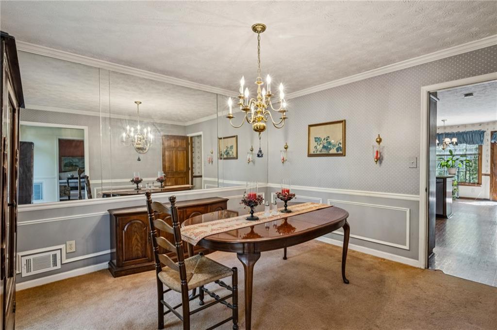 5895 Greenbrier Road Northeast Atlanta, GA 30328 - Photo 7 of 37