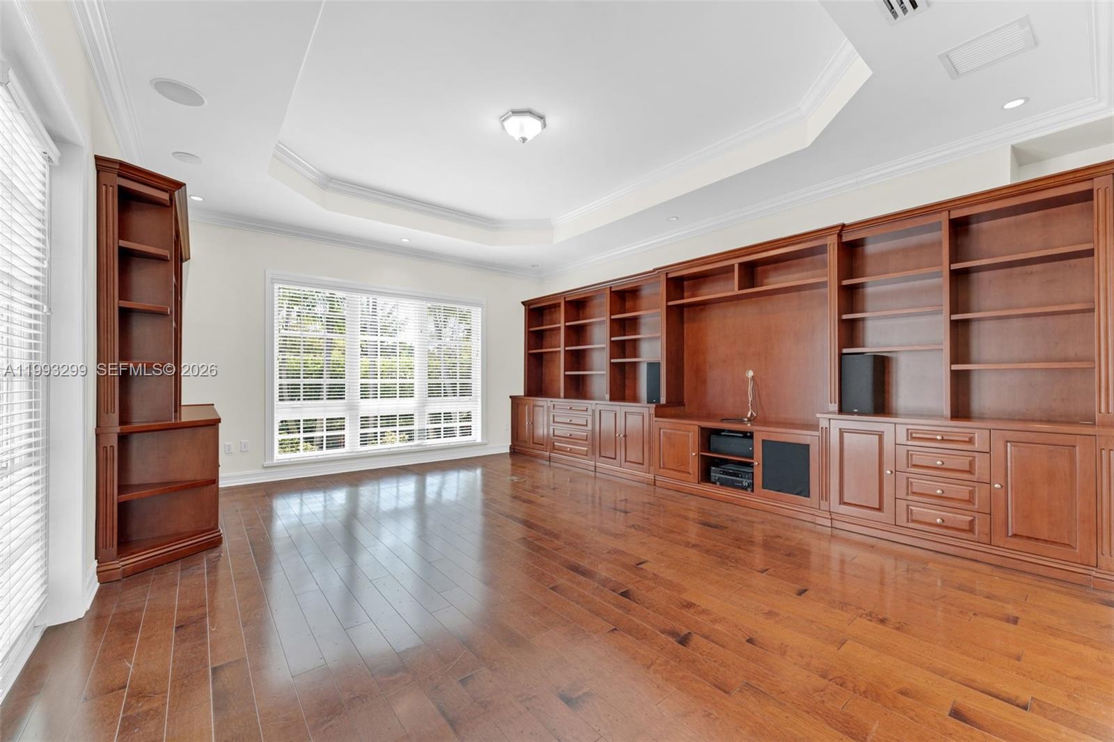 797 Ridgewood Road Key Biscayne, FL 33149 - Photo 16 of 74