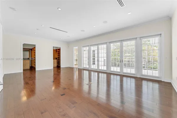 $25,000 | 797 Ridgewood Road, Key Biscayne, FL 33149