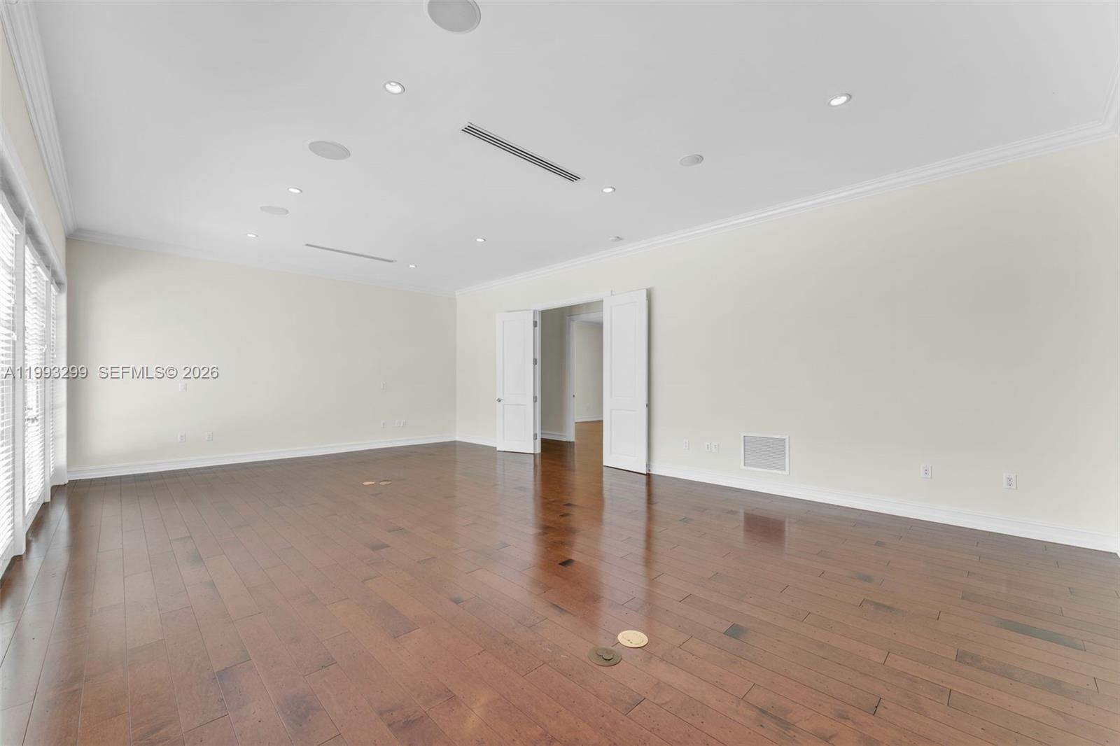 797 Ridgewood Road Key Biscayne, FL 33149 - Photo 23 of 74