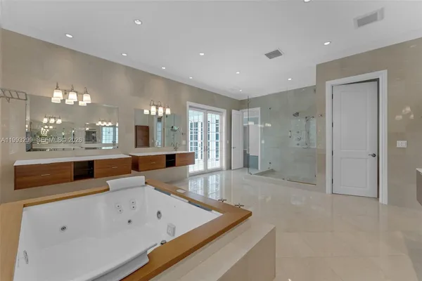 $25,000 | 797 Ridgewood Road, Key Biscayne, FL 33149