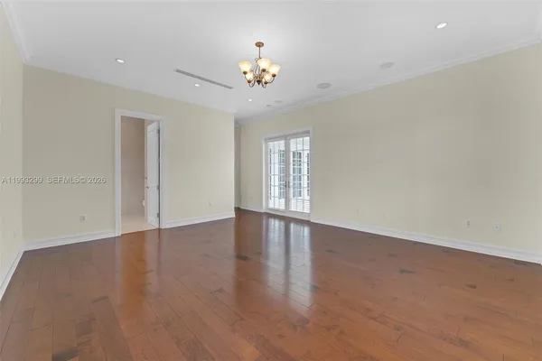 $25,000 | 797 Ridgewood Road, Key Biscayne, FL 33149