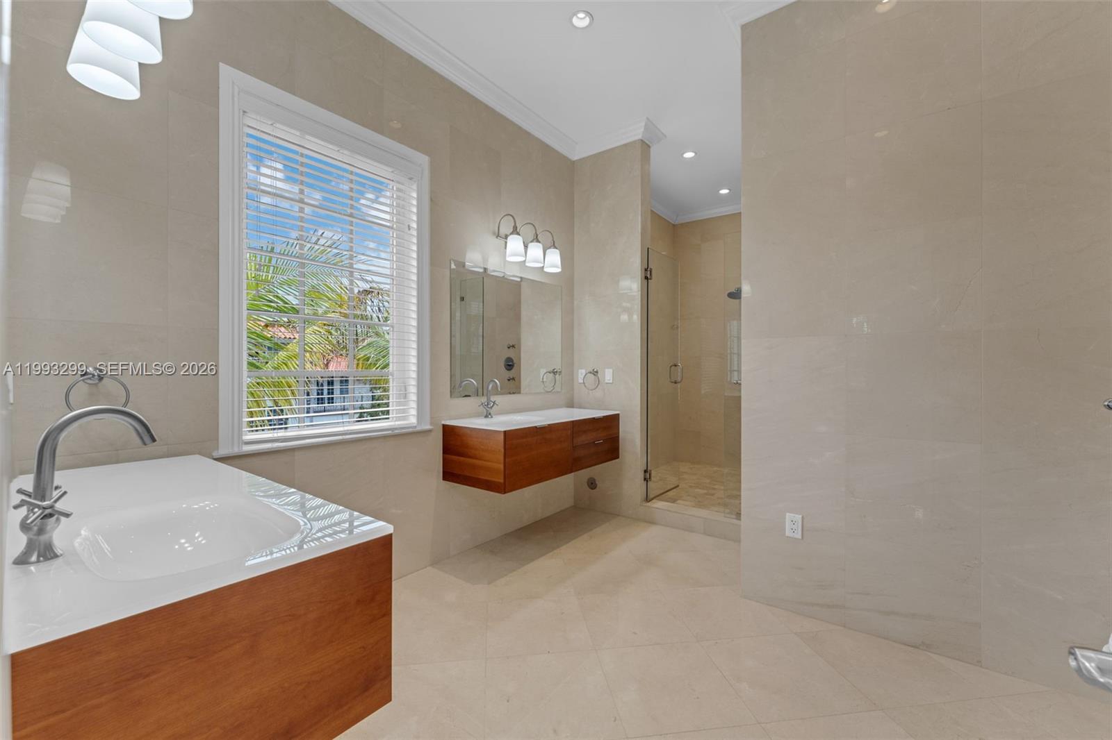 797 Ridgewood Road Key Biscayne, FL 33149 - Photo 34 of 74