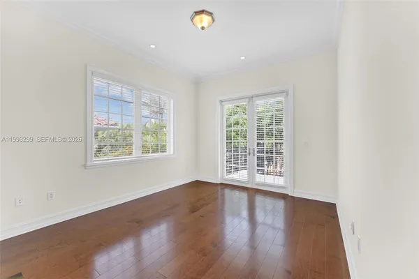 $25,000 | 797 Ridgewood Road, Key Biscayne, FL 33149