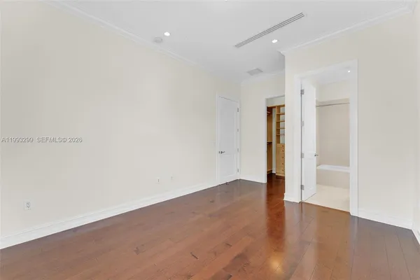 $25,000 | 797 Ridgewood Road, Key Biscayne, FL 33149