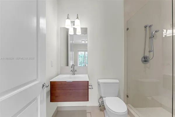 $25,000 | 797 Ridgewood Road, Key Biscayne, FL 33149