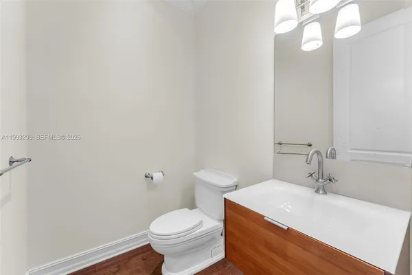 $25,000 | 797 Ridgewood Road, Key Biscayne, FL 33149