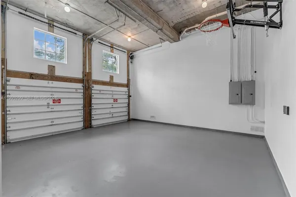 $25,000 | 797 Ridgewood Road, Key Biscayne, FL 33149