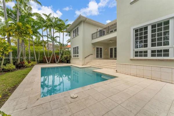 $25,000 | 797 Ridgewood Road, Key Biscayne, FL 33149