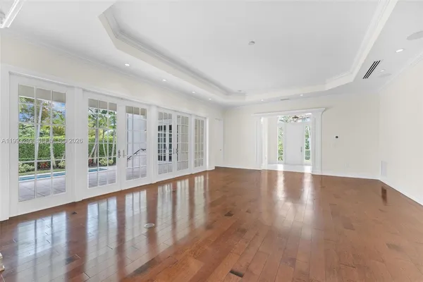 $25,000 | 797 Ridgewood Road, Key Biscayne, FL 33149