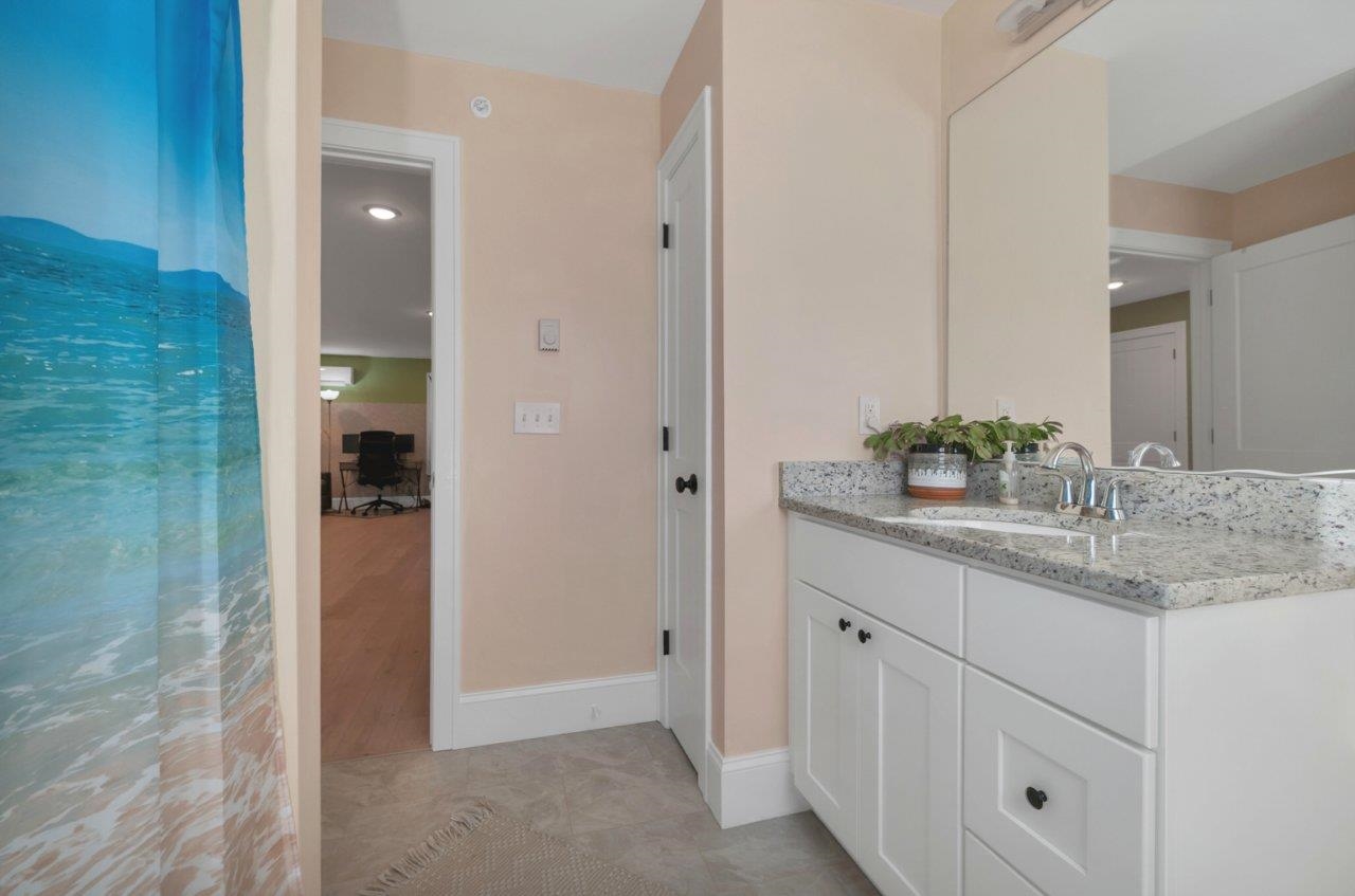 5 Miami Way, Unit C Rochester, NH 03867 - Photo 8 of 17