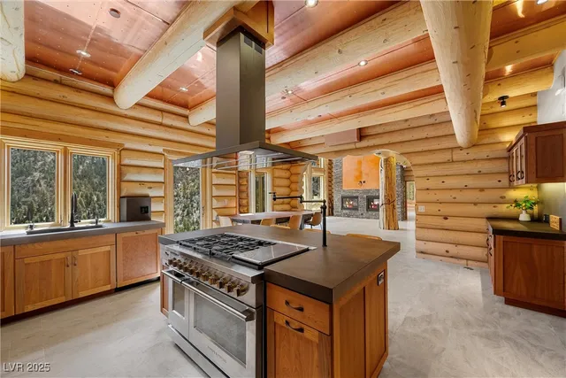 $9,750,000 | 4927 Snow White Road, Mount Charleston, NV 89124