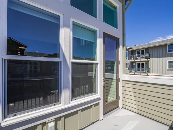 $1,199,000 | 111 Aptos Vlg Way, Unit 4, Aptos, CA 95003
