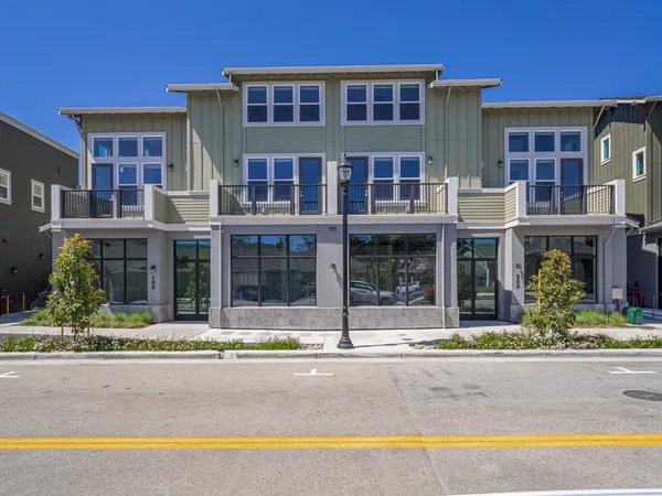 $1,199,000 | 111 Aptos Vlg Way, Unit 4, Aptos, CA 95003