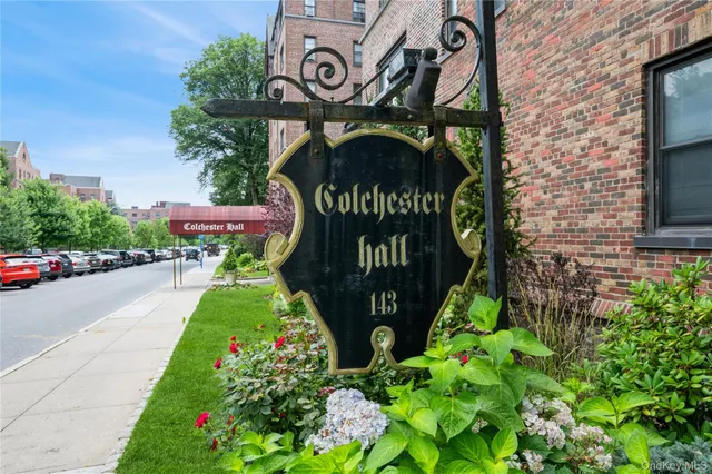 a view of a building with garden