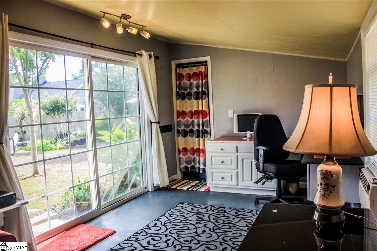 23 Simmons Avenue Greenville, SC 29607 - Photo 9 of 27 Gallery Image 9