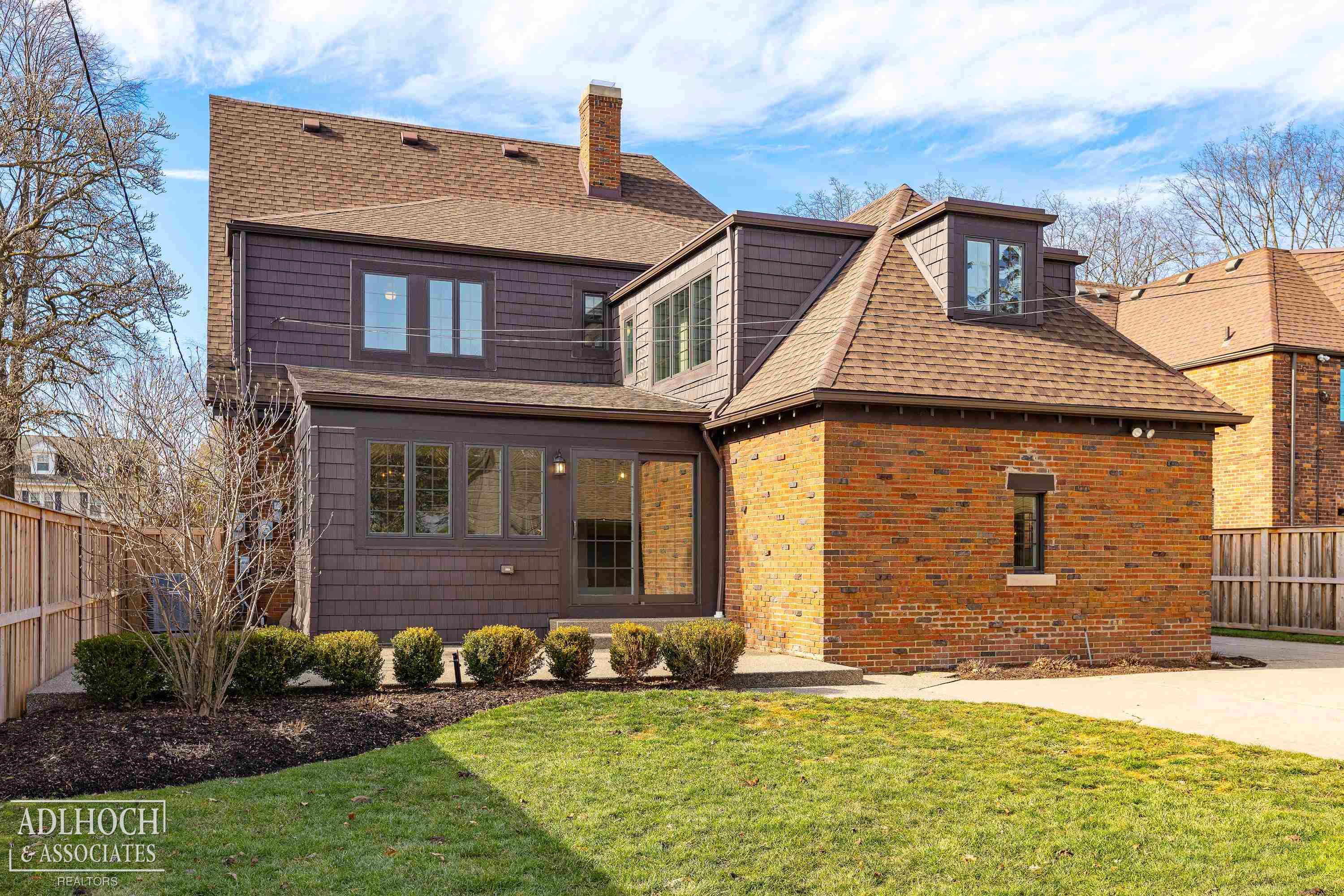 1140 Yorkshire Road Grosse Pointe, MI 48230 - Photo 39 of 45 50133466-62bafd5c-984d-4452-8393-aa126aa237e1.JPG