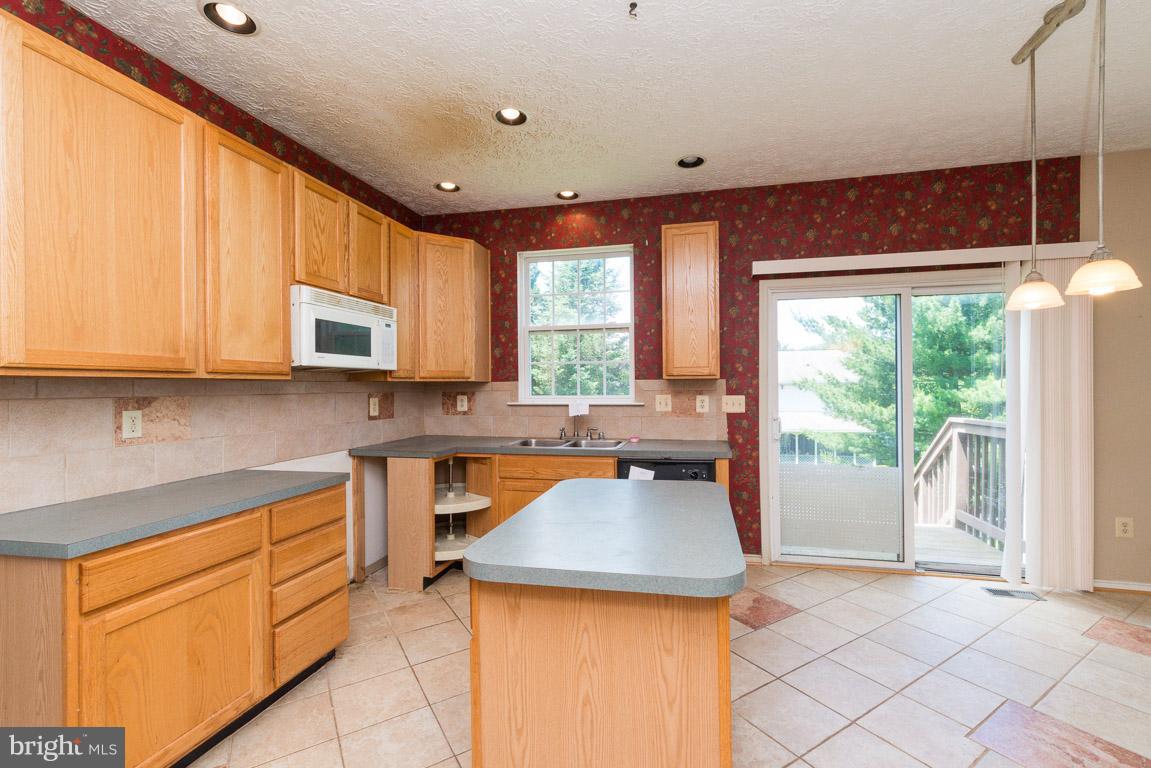 702 Henderson Road Bel Air, MD 21014 - Photo 12 of 26 Interior (General)