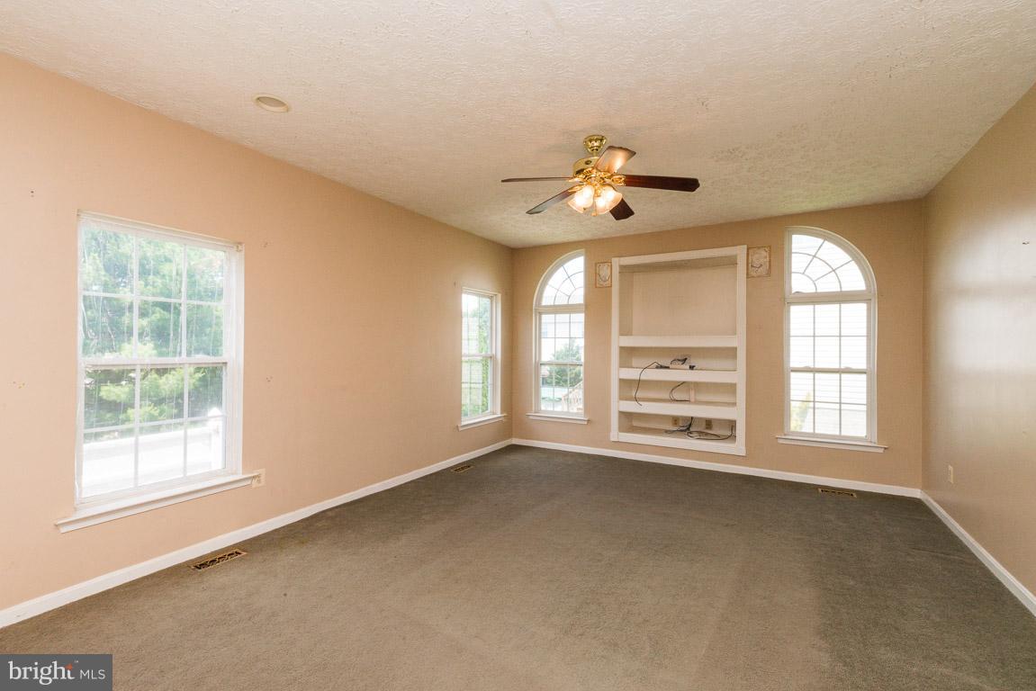 702 Henderson Road Bel Air, MD 21014 - Photo 13 of 26 Interior (General)