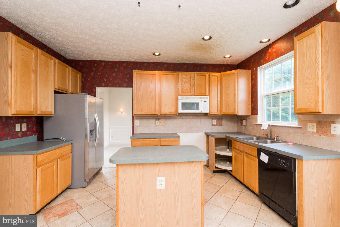 702 Henderson Road Bel Air, MD 21014 - Photo 15 of 26 Interior (General)