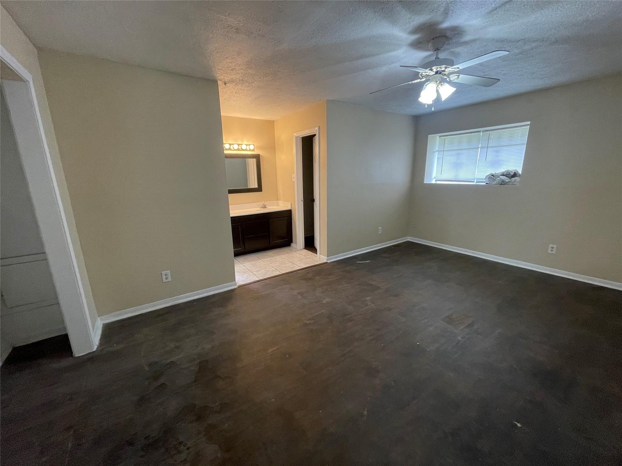 3814 Colvin Street Houston, TX 77013 - Photo 8 of 12