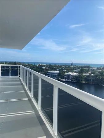 $2,300 | 20515 East Country Club Drive, Unit 1044, Aventura, FL 33180