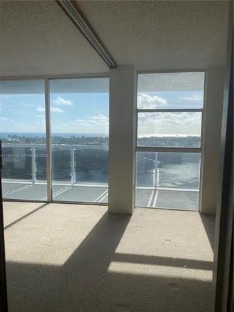 $2,300 | 20515 East Country Club Drive, Unit 1044, Aventura, FL 33180