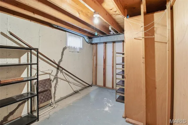 $320,000 | 514 Stephanie Lane, Manchester, MO 63011