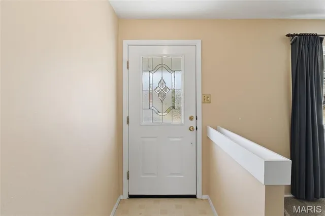 $320,000 | 514 Stephanie Lane, Manchester, MO 63011