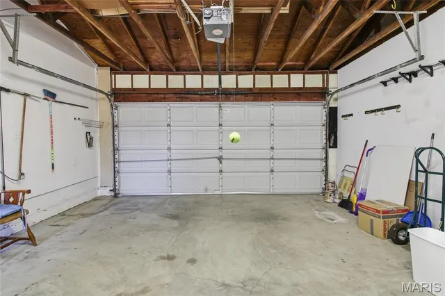 $320,000 | 514 Stephanie Lane, Manchester, MO 63011