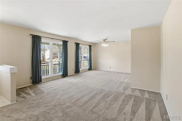 $320,000 | 514 Stephanie Lane, Manchester, MO 63011