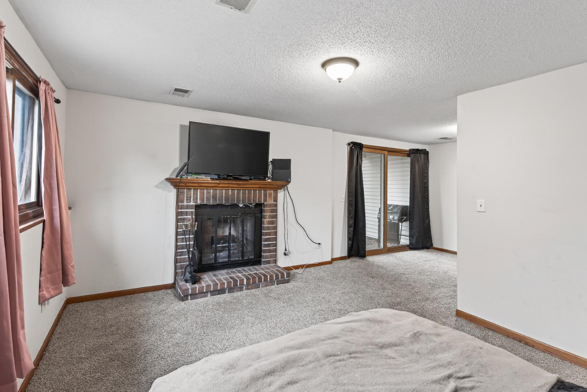 818 Sherwood Road Shoreview, MN 55126 - Photo 19 of 22